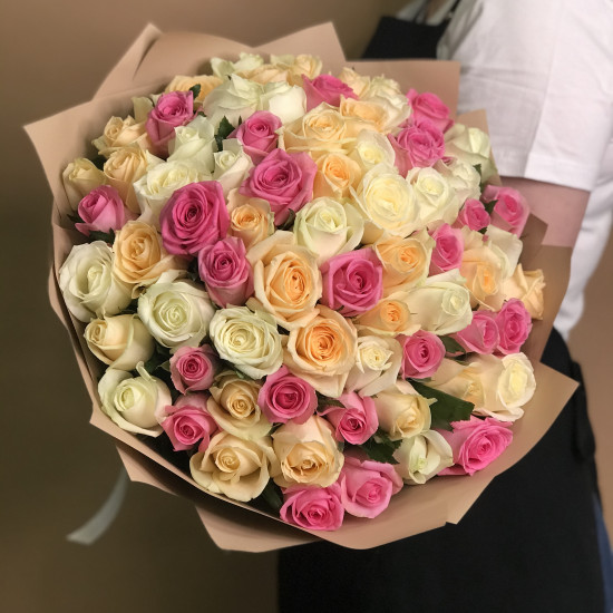 Розы Букет из роз нежный микс 71 шт. (40 см)