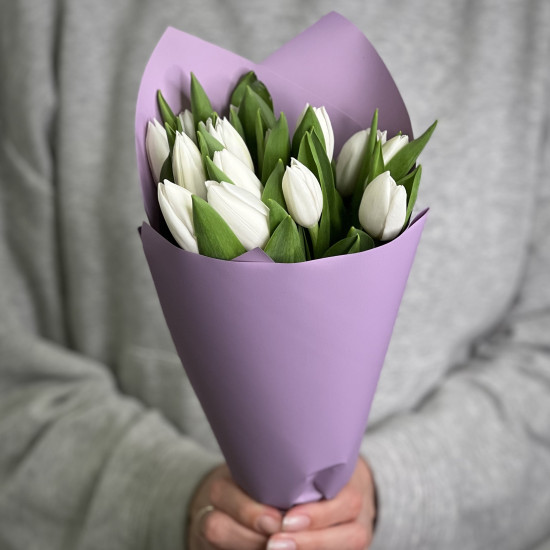 Белые тюльпаны купить белые розы часы работы