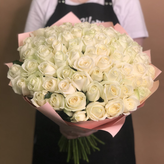 Розы Букет из 61 белой розы (40 см)