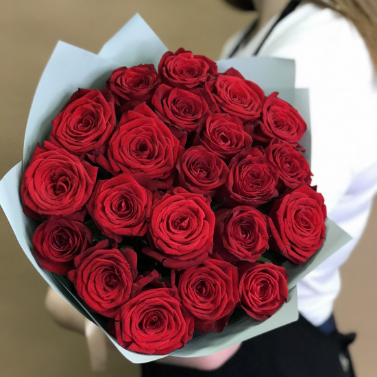 Розы Букет из 21 красной розы (40 см)