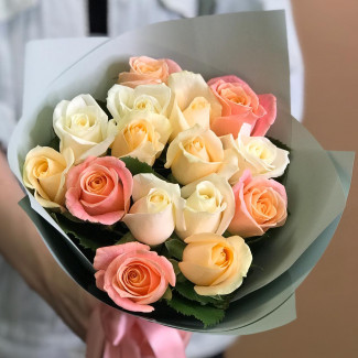 Розы Букет из роз нежный микс 15 шт. (40 см)
